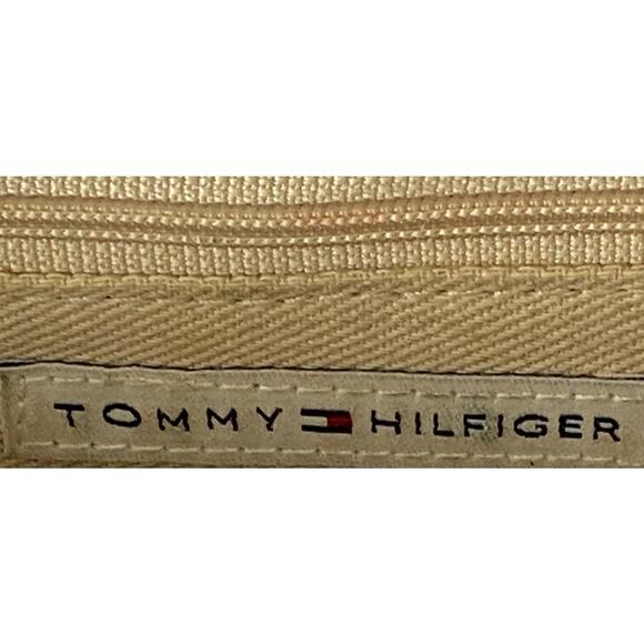 Tommy Hilfiger designer straw hand bag/shoulder bag. Gently used. - Picture 10 of 10